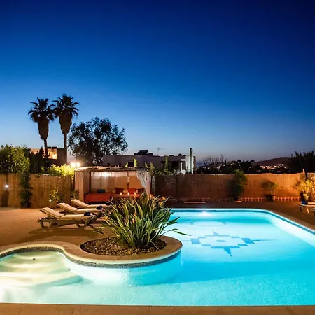 Villa Walk To O Large Pool Bbq